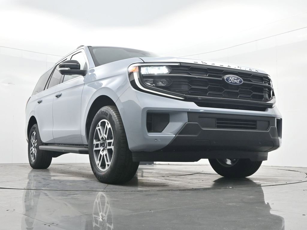 New 2026 Ford Expedition Active image 37