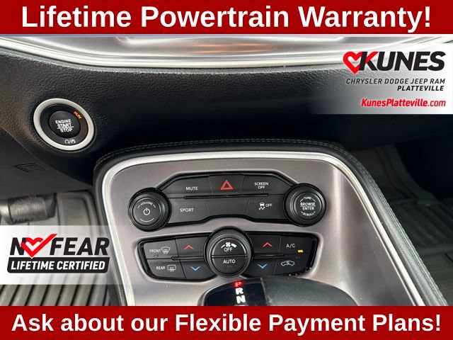Used 2019 Dodge Challenger SXT RWD image 31