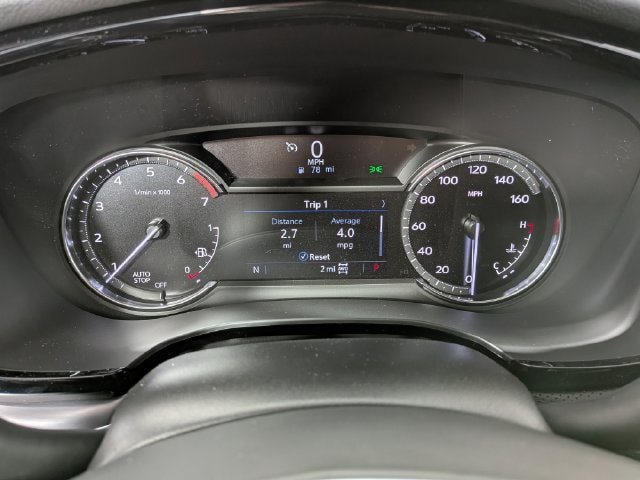 New 2026 Cadillac XT5 Luxury w/ LPO, Floor Liner Package AWD/4WD image 4