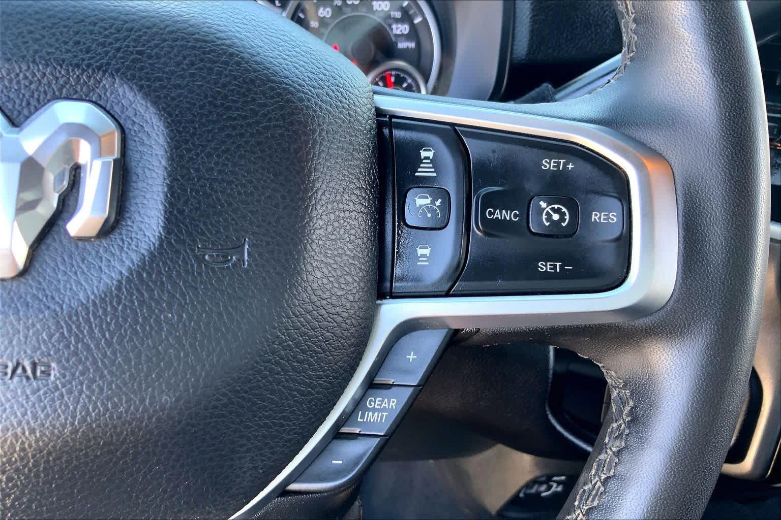 Used 2025 RAM 2500 Big Horn AWD/4WD image 25
