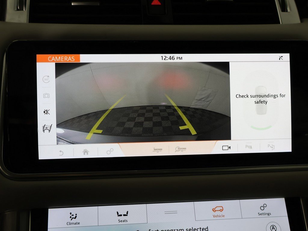 Used 2022 Land Rover Range Rover Sport SVR image 48