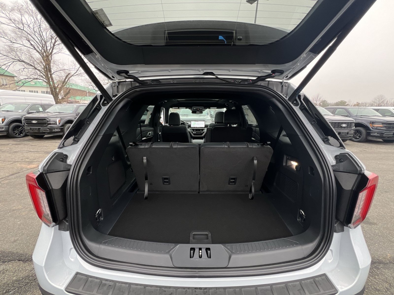 New 2026 Ford Explorer ST-Line w/ ST-Line Street Pack AWD/4WD image 66