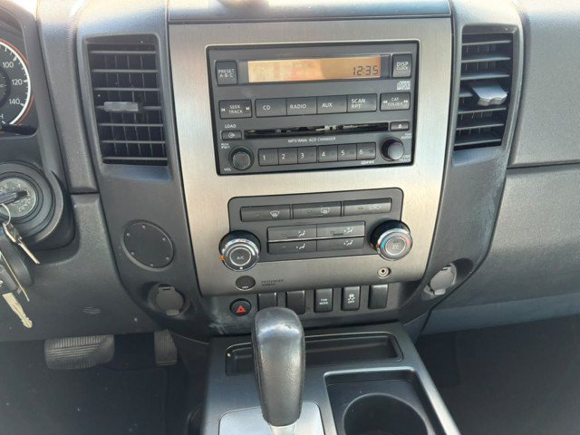 Used 2012 Nissan Titan SV w/ SV Value Truck Pkg RWD image 20