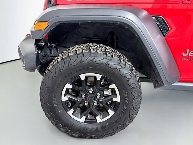 Used 2025 Jeep Wrangler Unlimited Rubicon AWD/4WD image 27