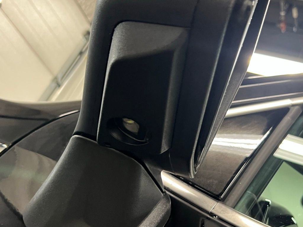 New 2026 GMC Sierra 1500 SLT w/ SLT Convenience Package image 15