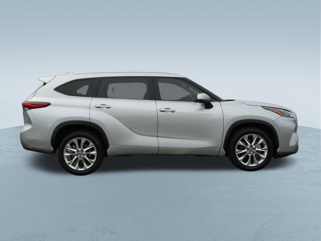 Used 2020 Toyota Highlander Limited FWD image 9