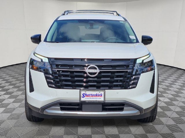 New 2026 Nissan Pathfinder SL FWD image 2