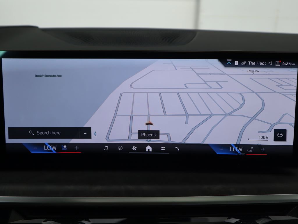 Used 2026 BMW X7 xDrive40i AWD/4WD image 16