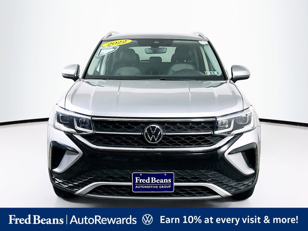 Used 2022 Volkswagen Taos SEL AWD/4WD image 2