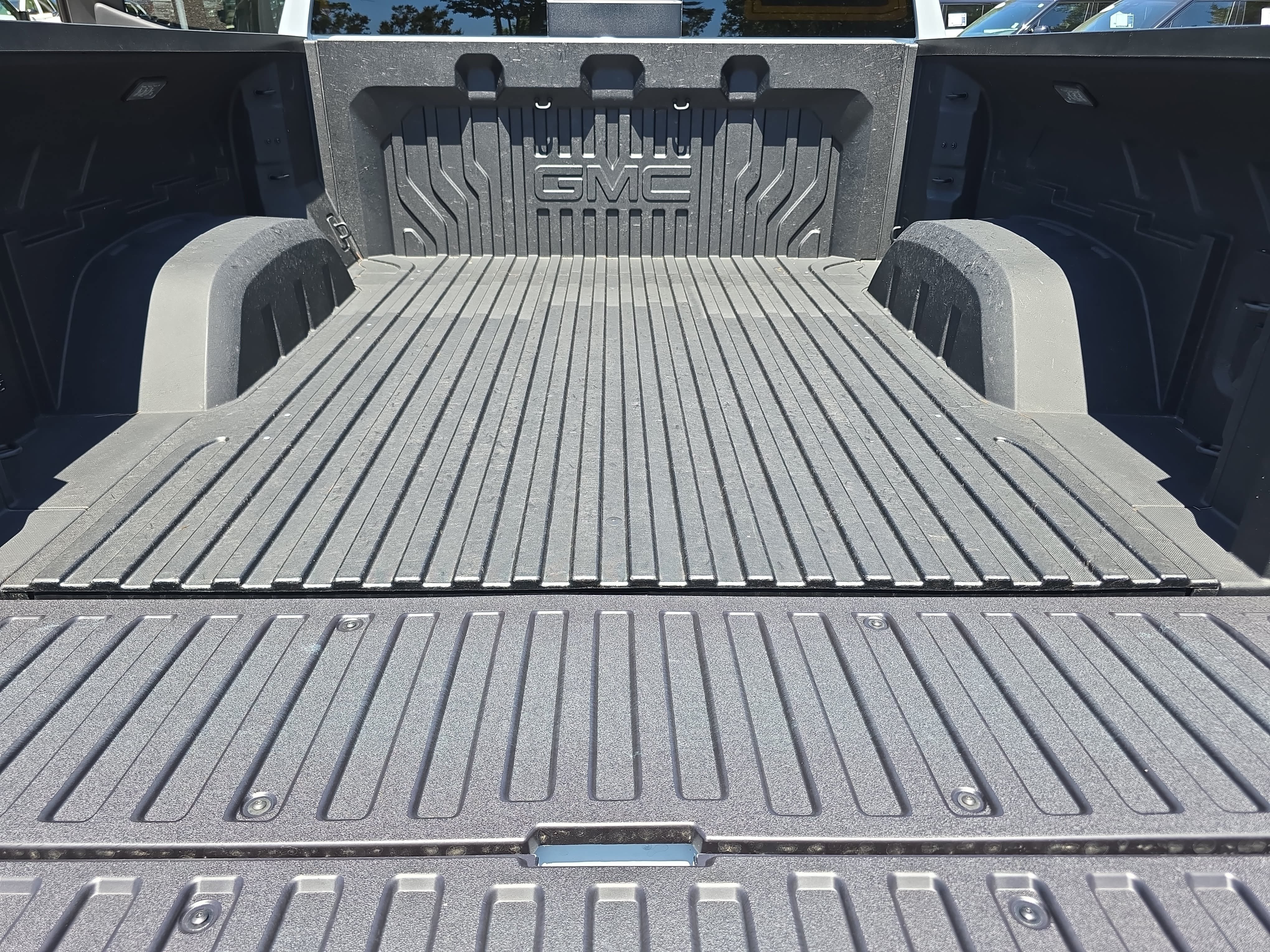 Used 2026 GMC Sierra 1500 Denali Ultimate AWD/4WD image 12