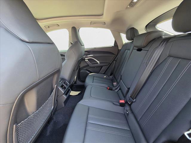 New 2025 Audi Q5 Premium Plus image 15