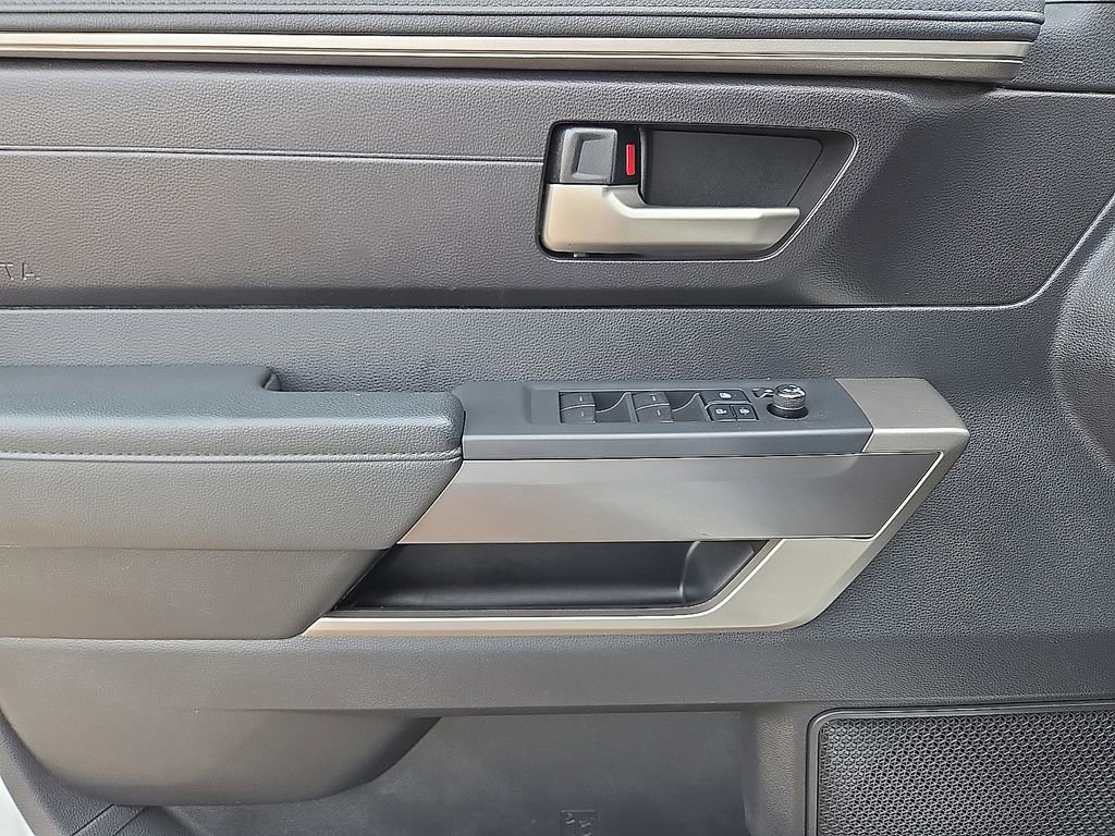 Used 2022 Toyota Tundra SR5 w/ SR5 Convenience Package image 20