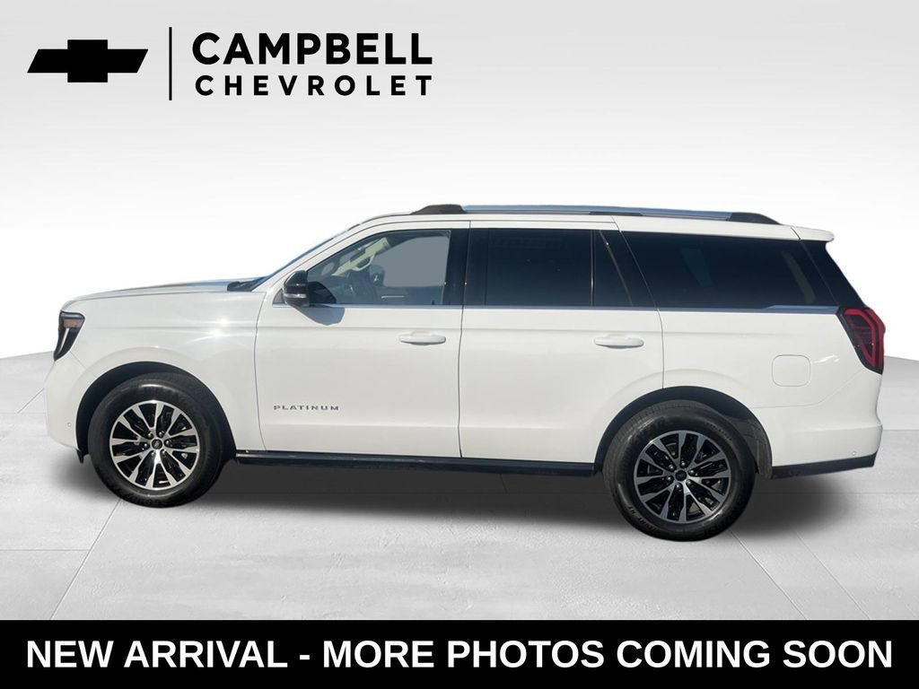 Used 2025 Ford Expedition Platinum AWD/4WD image 2
