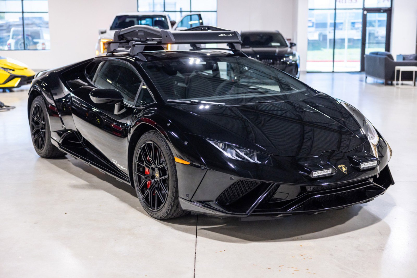 Used 2024 Lamborghini Huracan Sterrato AWD/4WD image 10