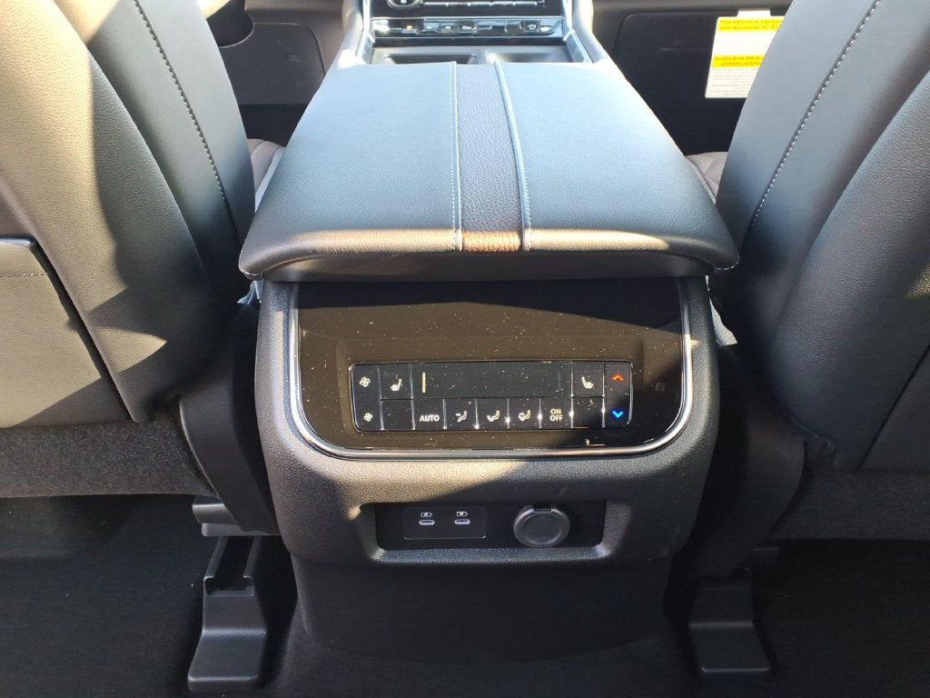 New 2026 Nissan Armada Platinum AWD/4WD image 37