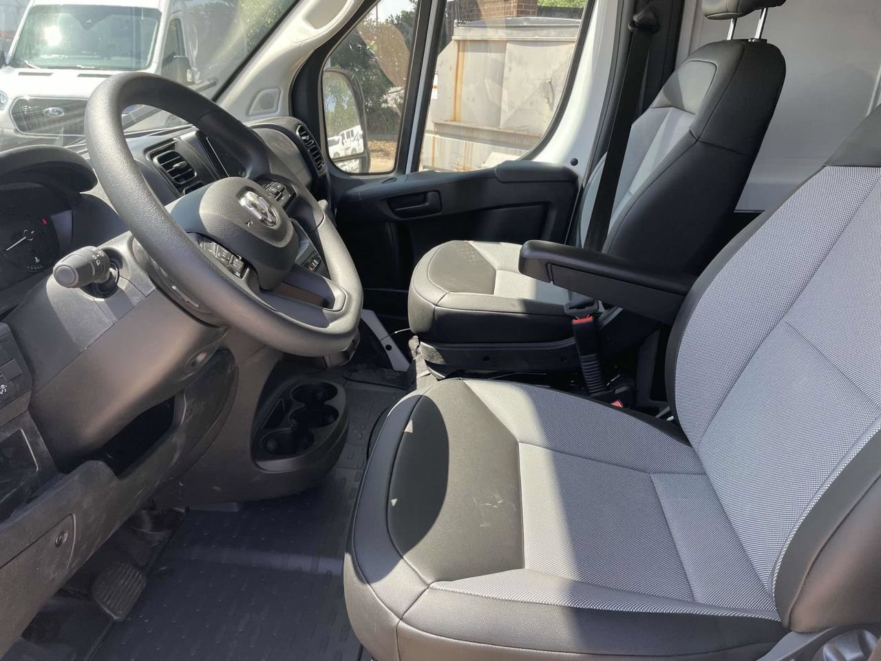 New 2025 RAM ProMaster 2500 w/ Safety Group FWD image 27