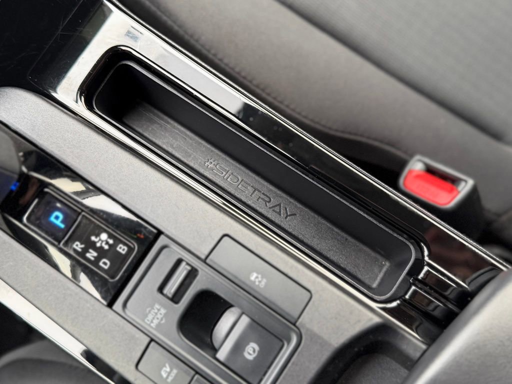 Used 2024 Toyota Prius LE image 19