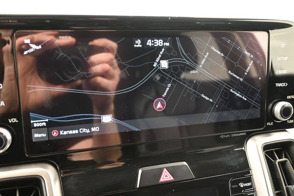 Certified 2022 Kia Sorento S AWD/4WD image 17
