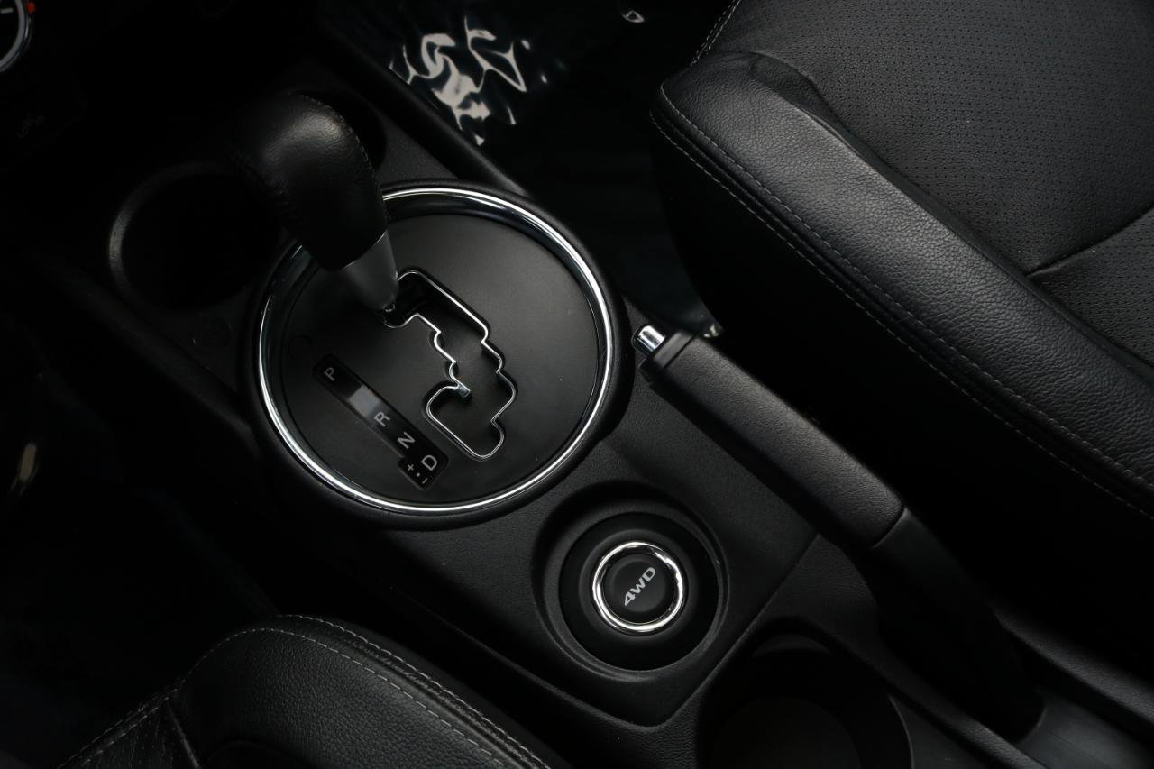 Used 2017 Mitsubishi Outlander Sport SEL AWD/4WD image 33