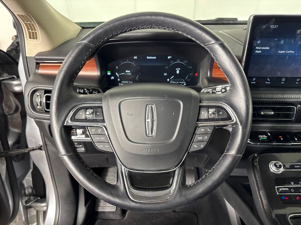 Used 2022 Lincoln Nautilus Reserve w/ Luxury Package FWD image 17