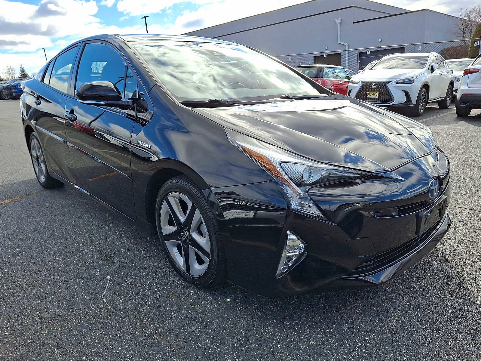 Used 2018 Toyota Prius Four Touring image 3