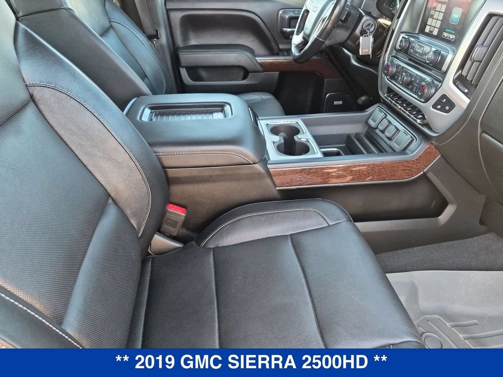 Used 2019 GMC Sierra 2500 SLT w/ Duramax Plus Package AWD/4WD image 29