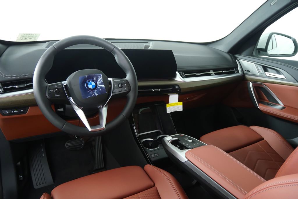 Used 2026 BMW X1 xDrive28i w/ Technology Package image 17