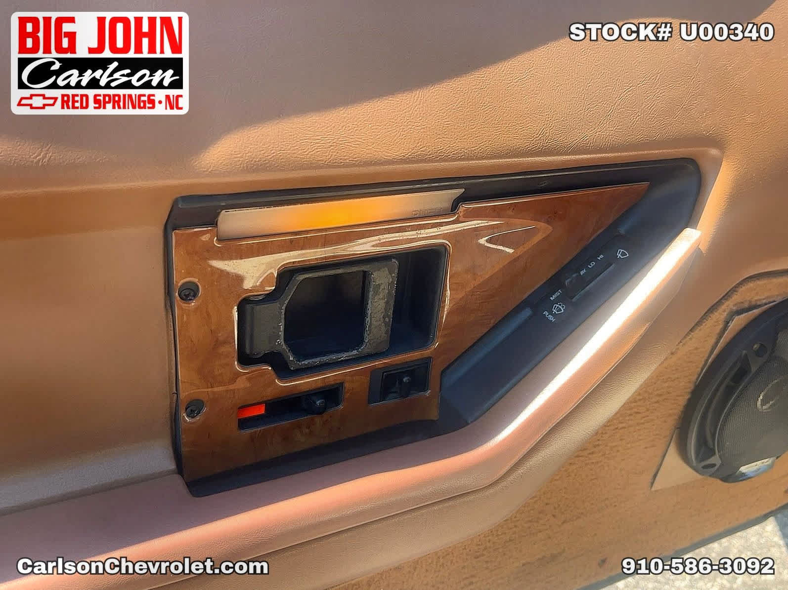 Used 1989 Chevrolet Corvette Convertible RWD image 28
