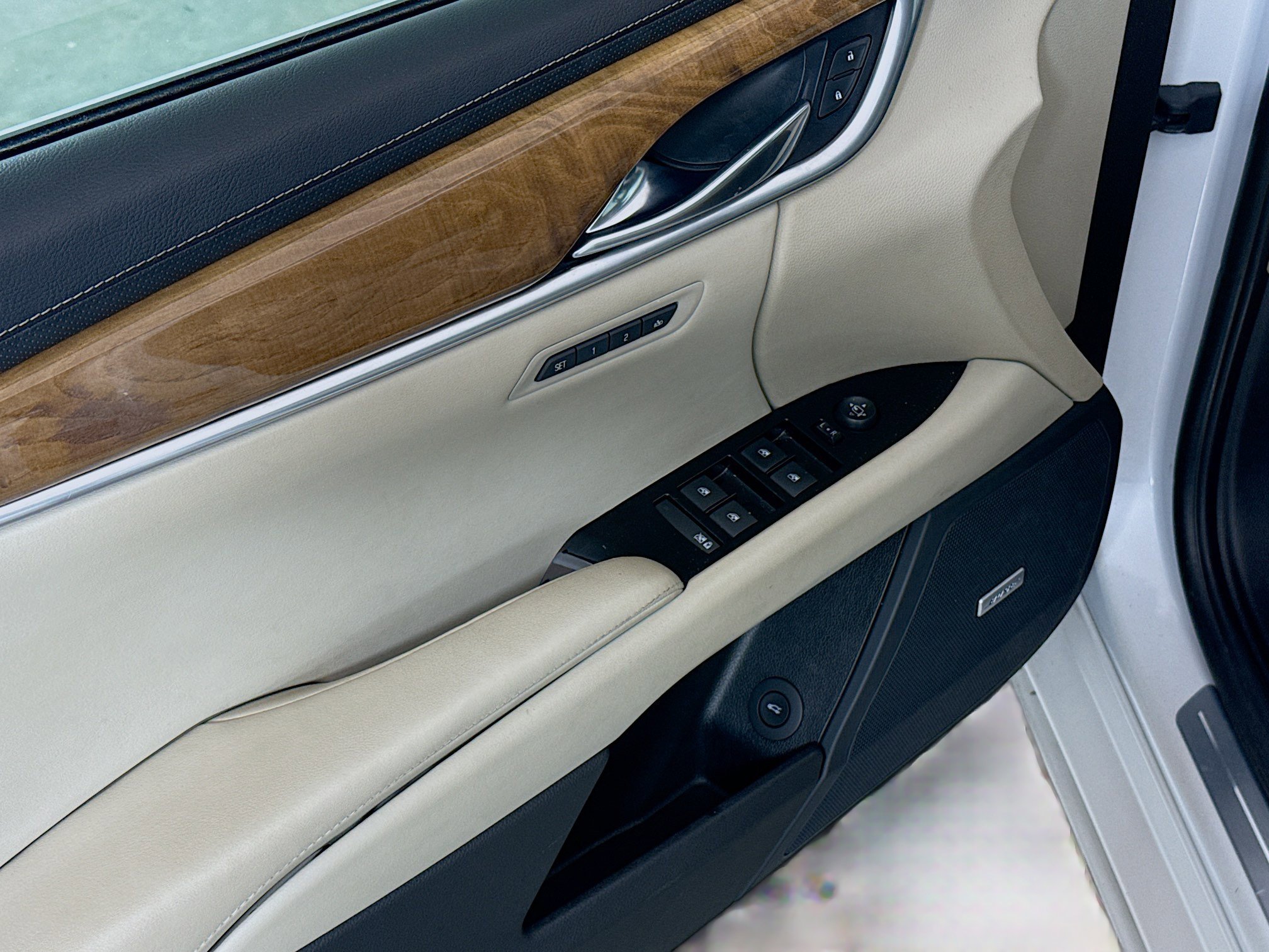 Used 2019 Cadillac XTS Luxury image 19