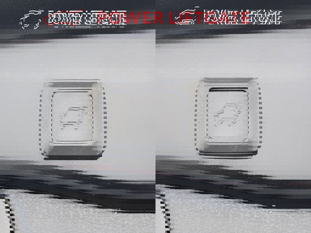 Certified 2021 Toyota RAV4 XLE w/ Convenience Package image 29