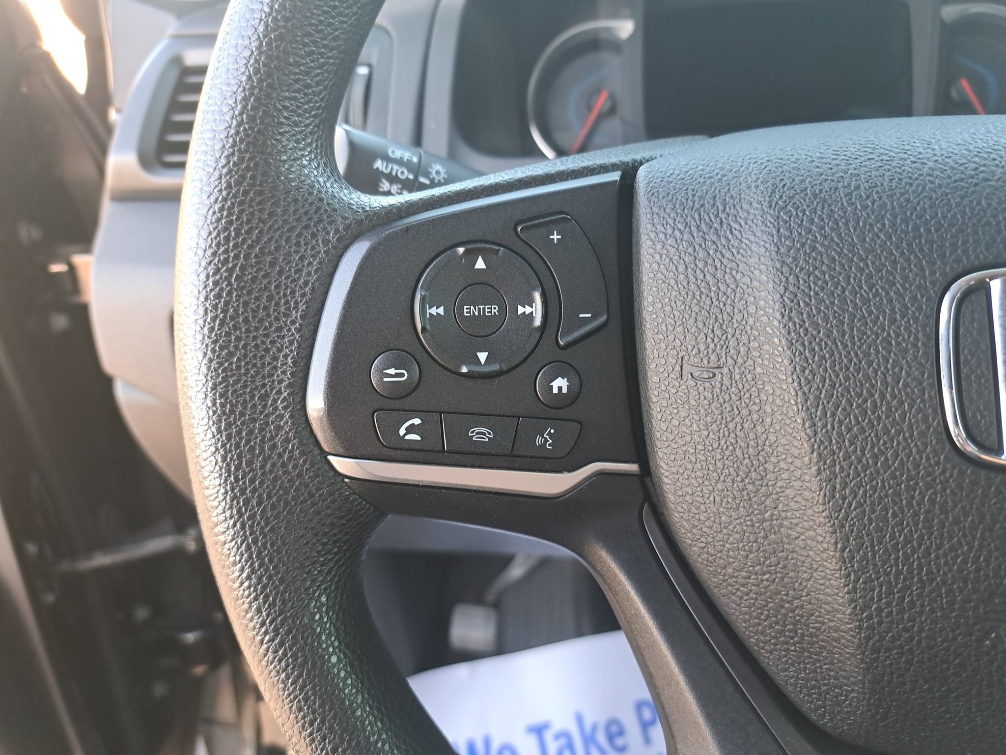 Used 2020 Honda Pilot LX image 16