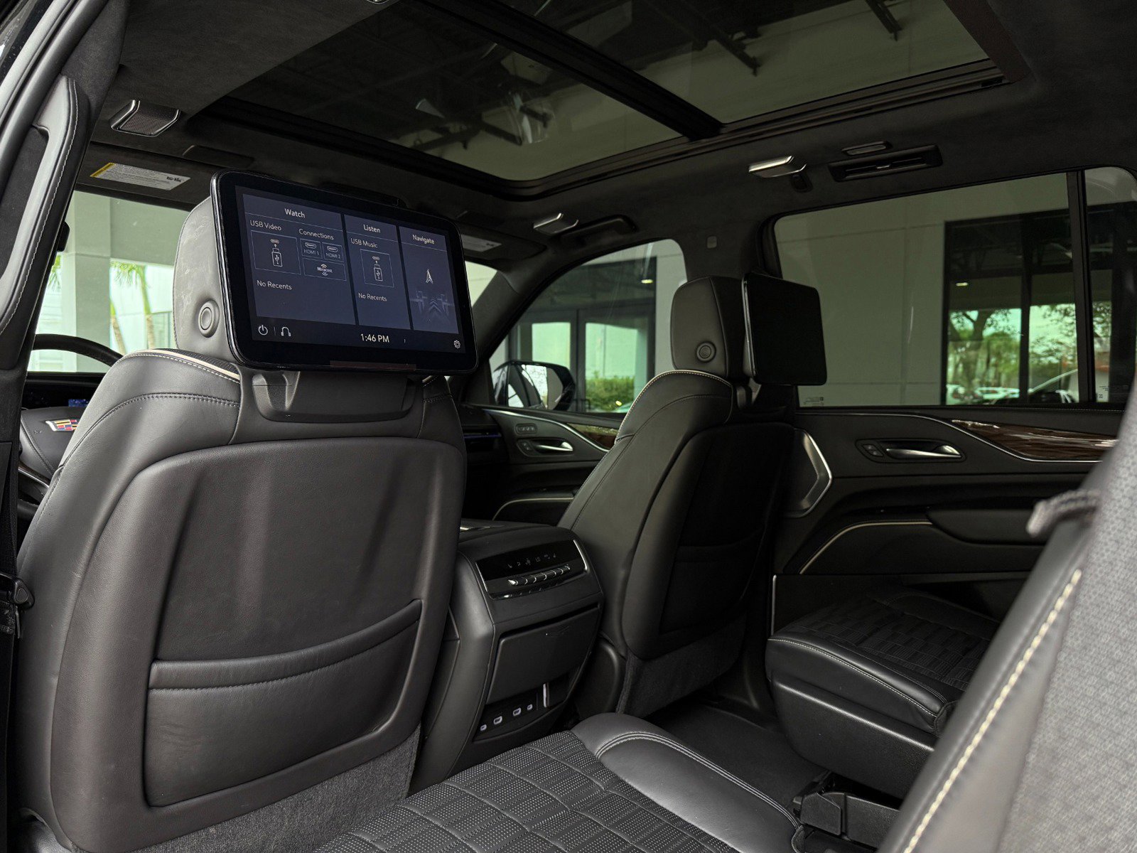 Used 2021 Cadillac Escalade Sport Platinum AWD/4WD image 23