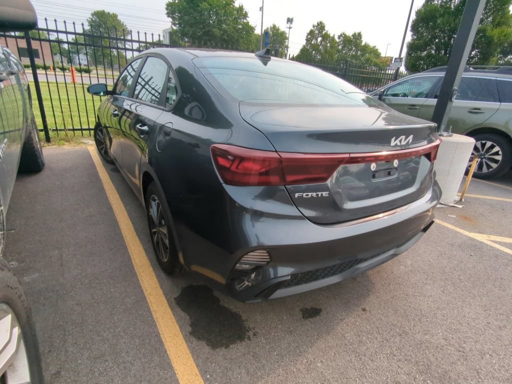 Used 2024 Kia Forte LXS w/ LXS Technology Package FWD image 4