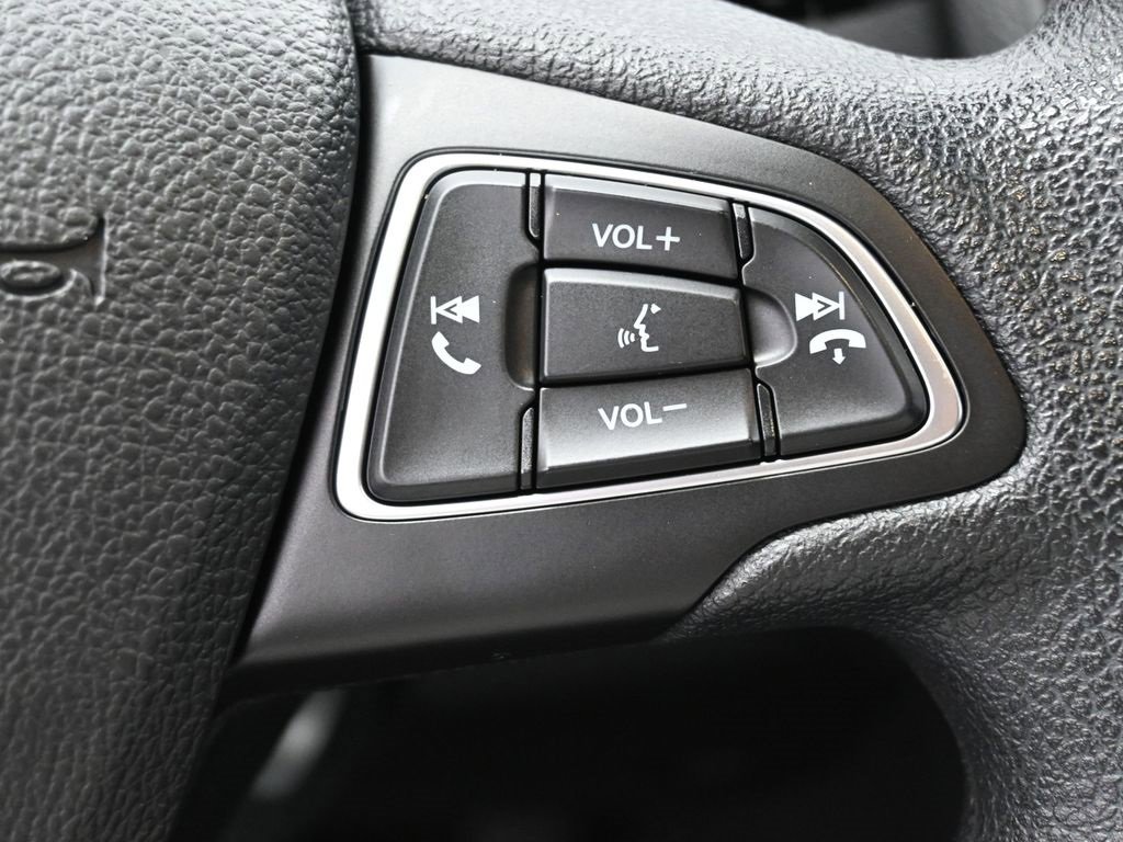 Used 2017 Ford Focus SEL image 18