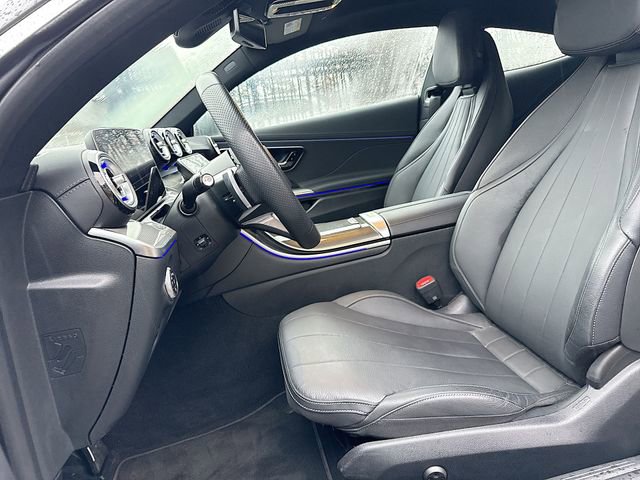 Used 2025 Mercedes-Benz CLE 300 4MATIC Coupe image 13