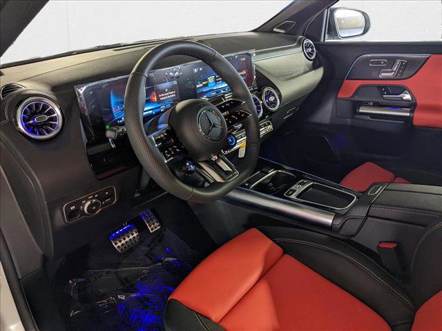 New 2025 Mercedes-Benz GLA 35 AMG 4MATIC image 3