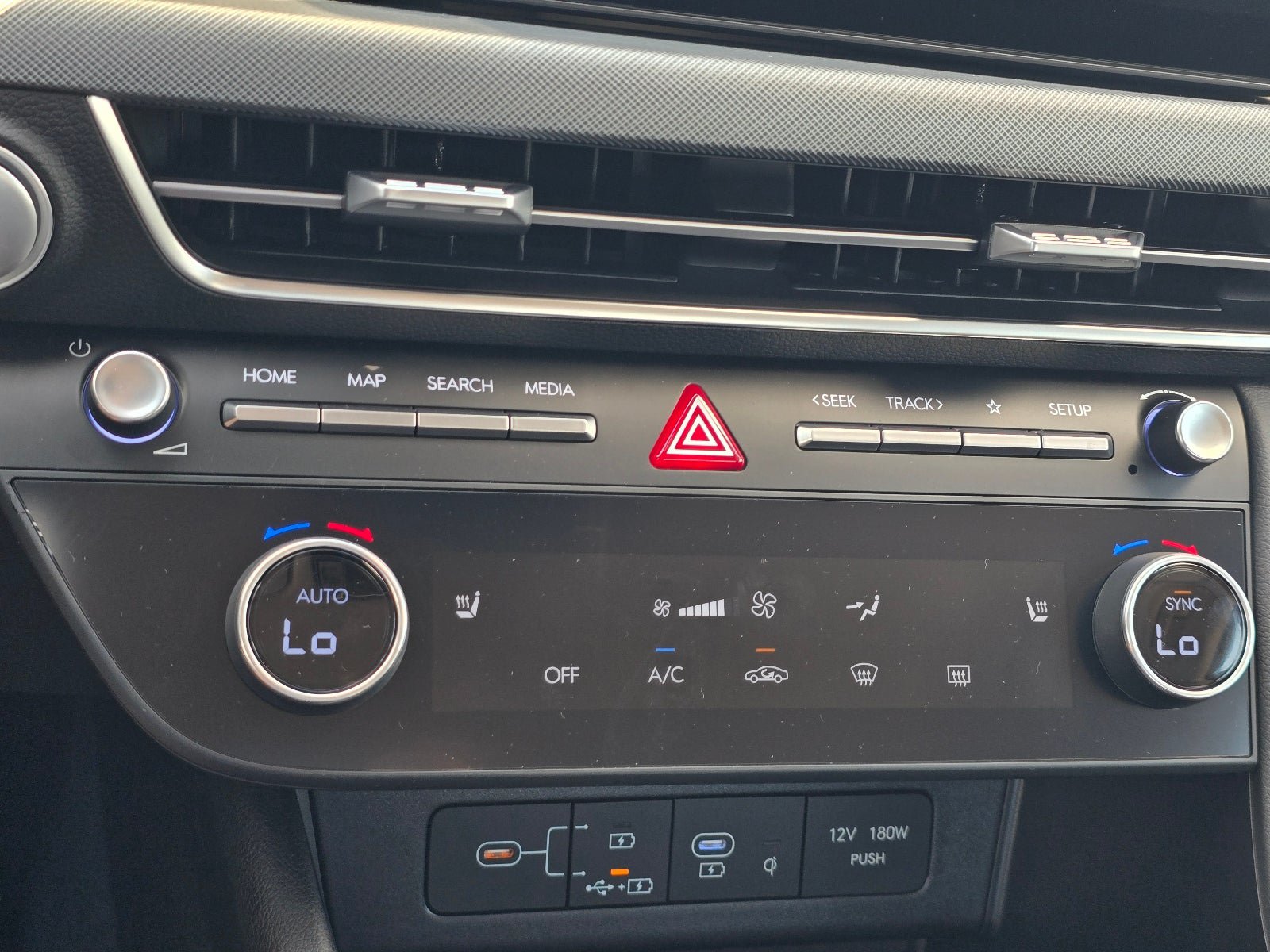 New 2026 Hyundai Sonata SEL FWD image 18
