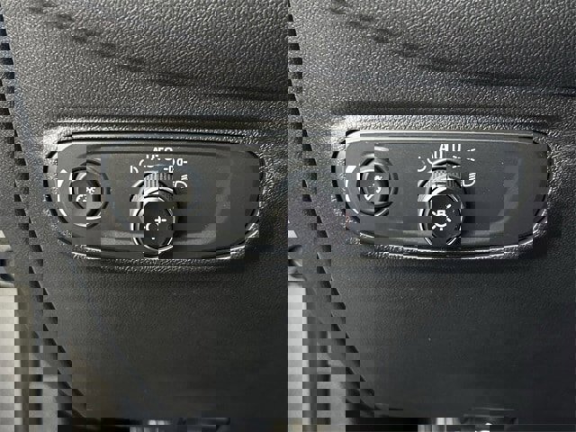 Used 2024 Chevrolet Equinox LT w/ LPO, Floor Liner Package image 25