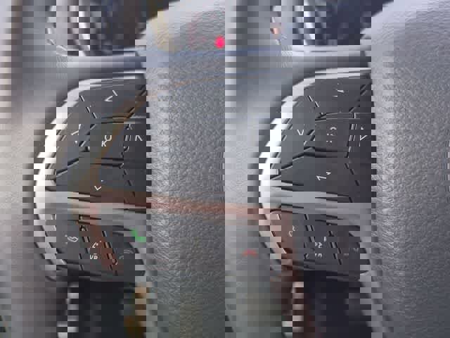 Used 2019 Jeep Grand Cherokee Limited w/ Luxury Group II AWD/4WD image 25