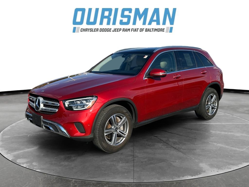 Used 2021 Mercedes-Benz GLC 300 4MATIC w/ Premium Package image 2