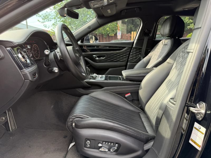 Used 2020 Bentley Flying Spur W12 w/ First Edition Specification AWD/4WD image 12