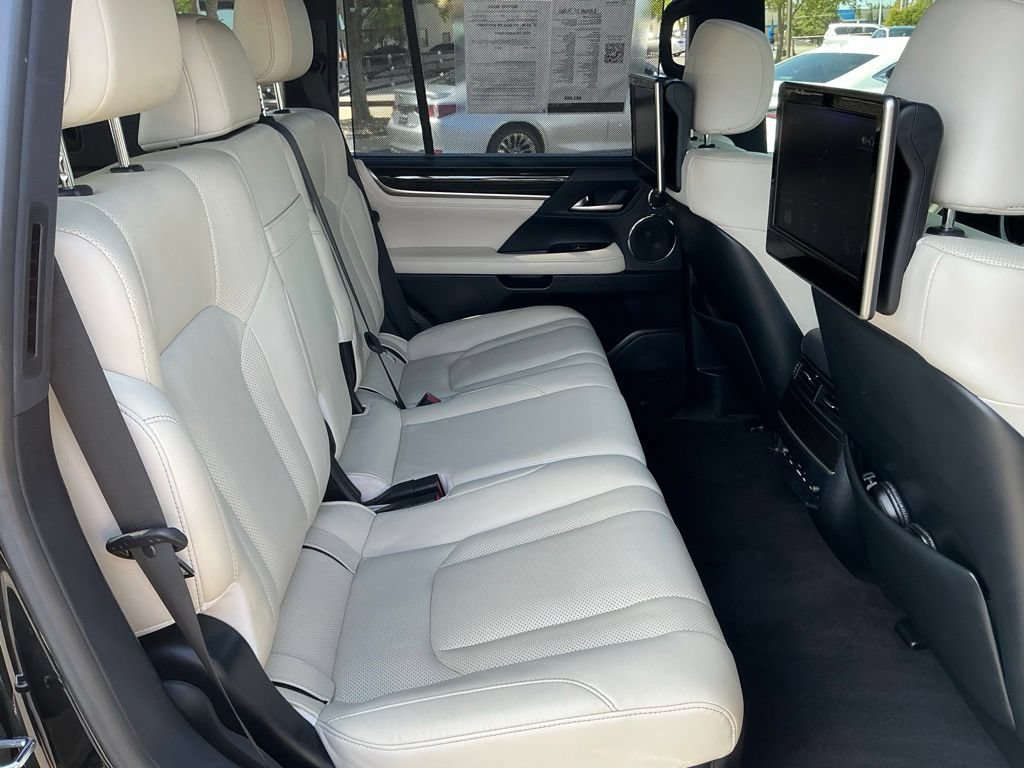 Used 2020 Lexus LX 570 4WD w/ Sport Package image 24