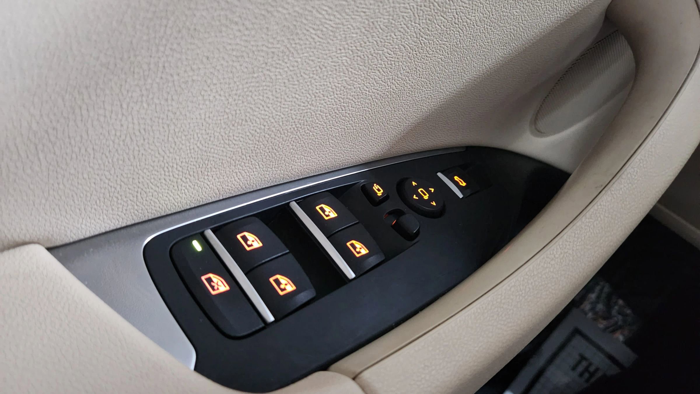 Used 2019 BMW X3 xDrive30i w/ Driving Assistance Package image 46