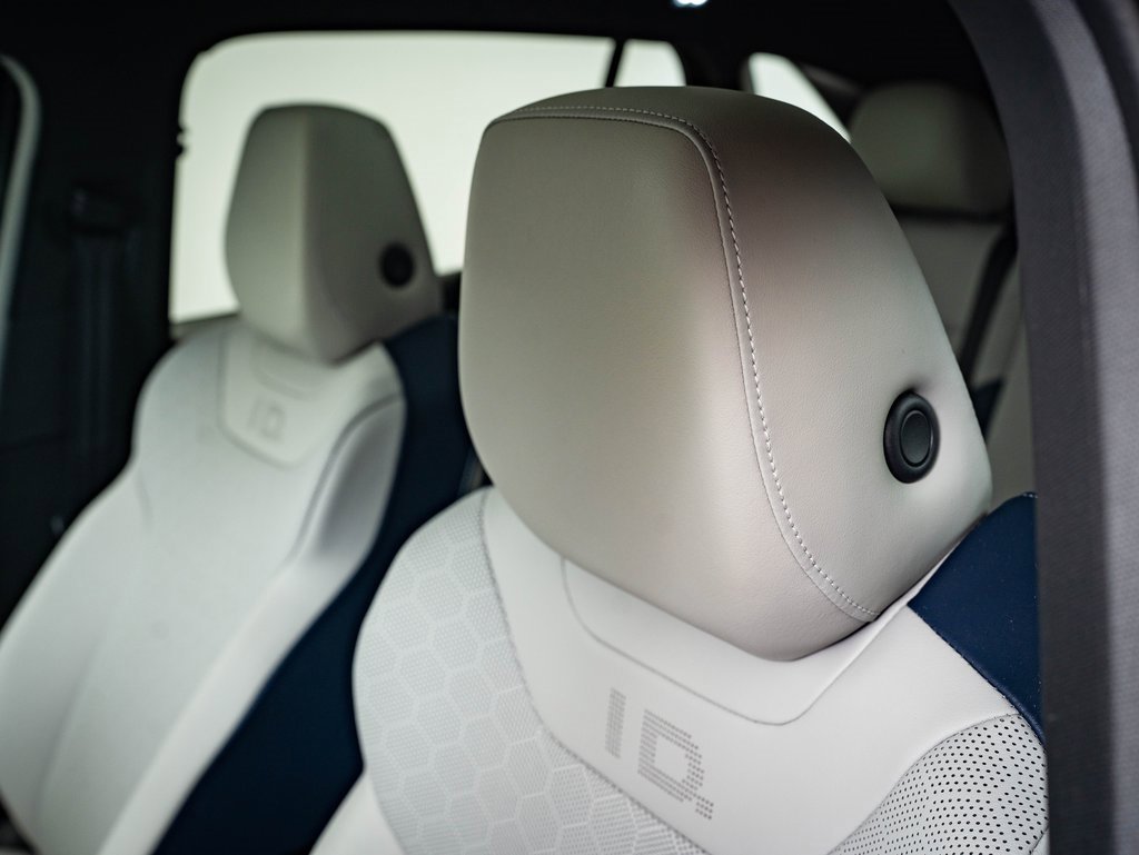 Used 2024 Volkswagen ID.4 S image 20