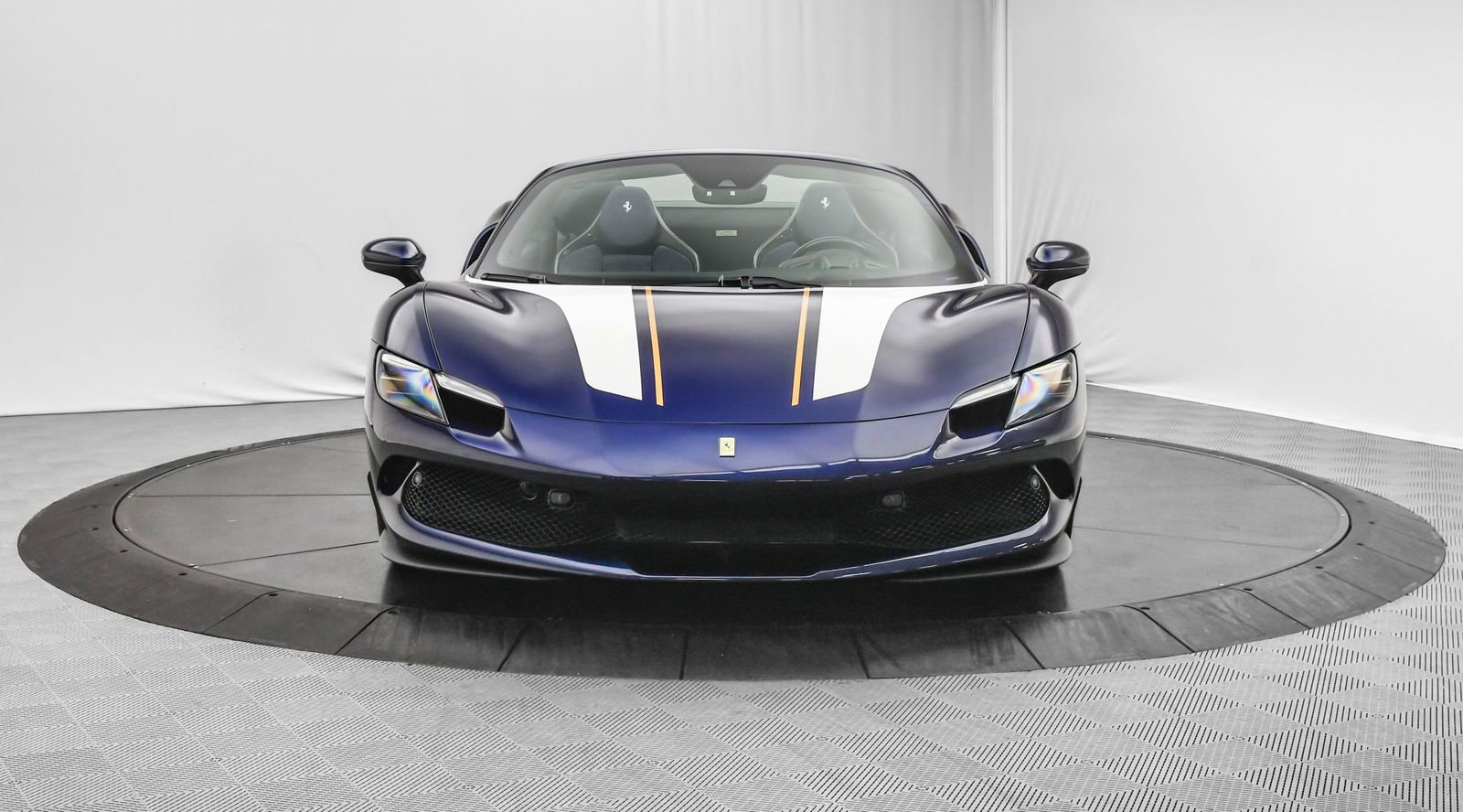 Used 2025 Ferrari 296 GTS RWD image 3