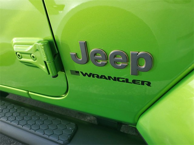 Used 2025 Jeep Wrangler Unlimited Rubicon 392 image 7