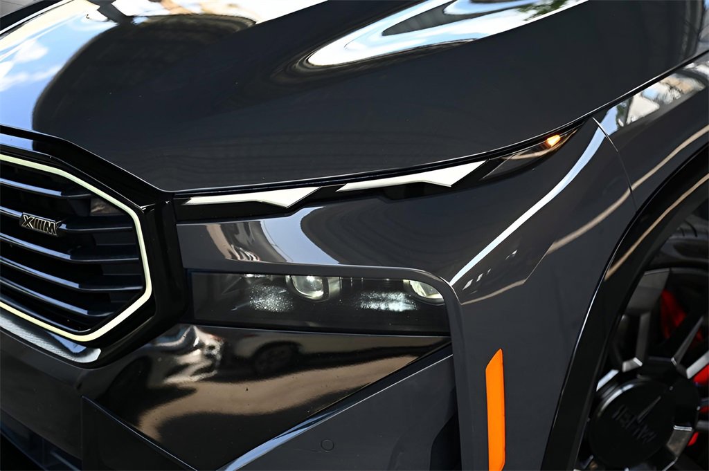 Used 2023 BMW XM image 5