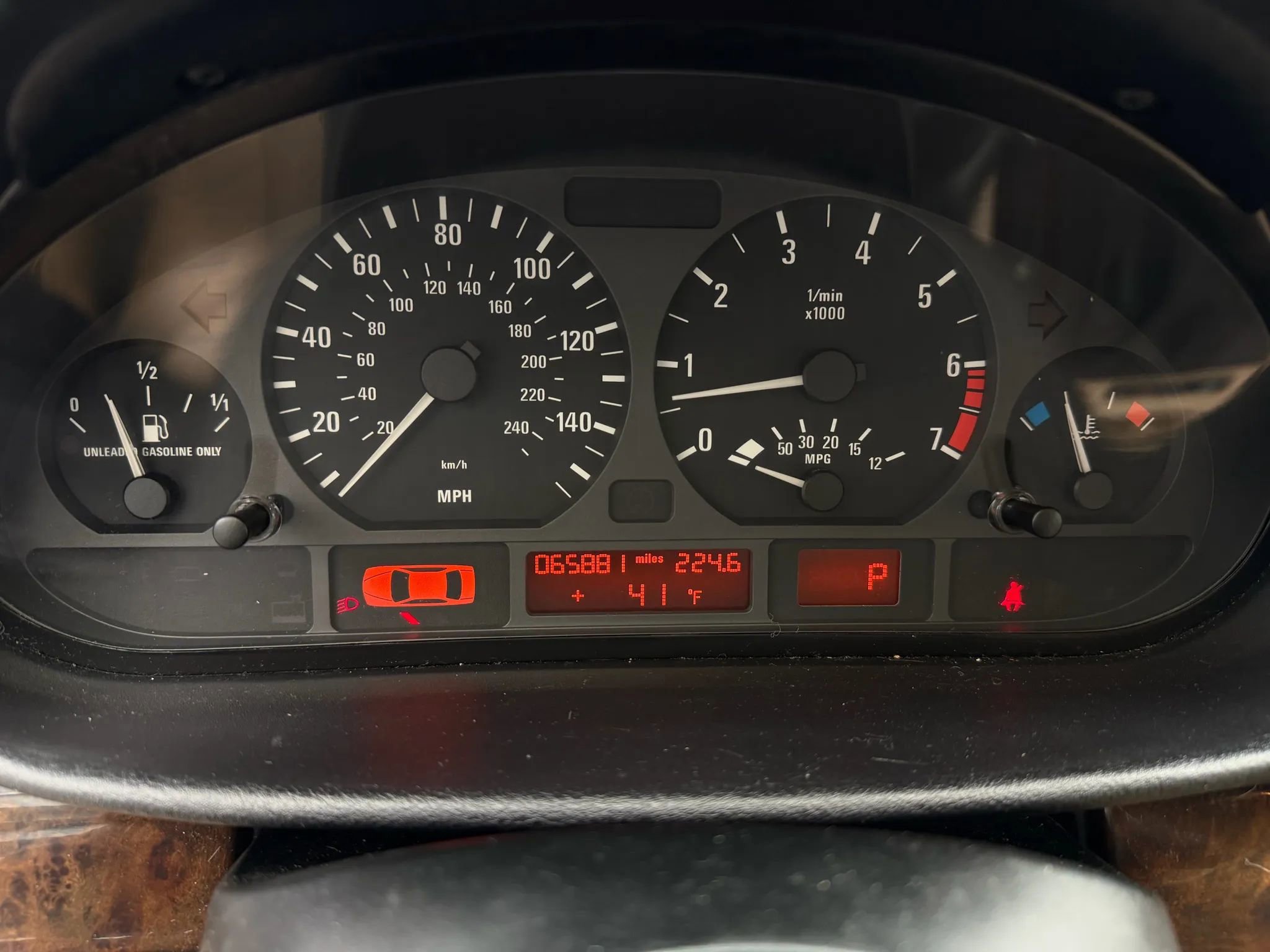 Used 2003 BMW 325xi Sedan image 12