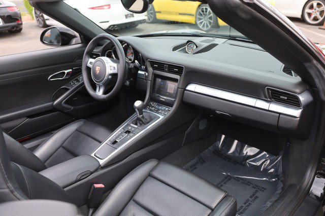 Used 2015 Porsche 911 Carrera S RWD image 48