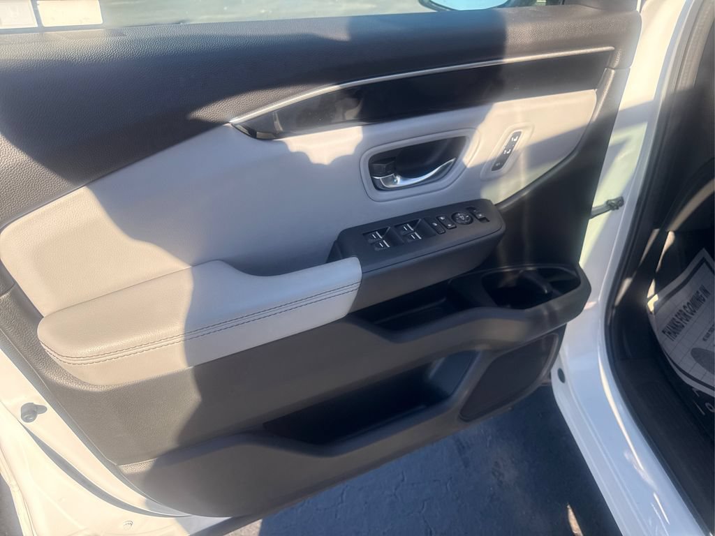 Certified 2023 Honda Pilot Touring image 17